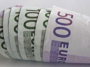 Čehija eiro varētu ieviest ne ātrāk kā 2015.gadā