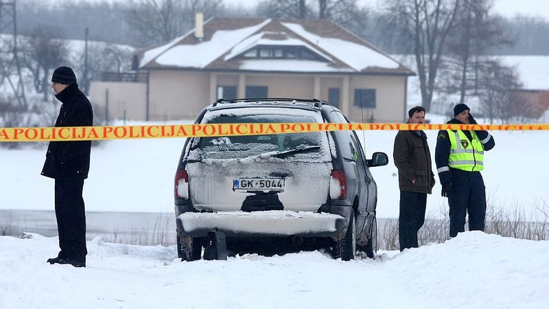 Pie Jēkabpils laupītājiem atrasti 104 tūkstoši latu
