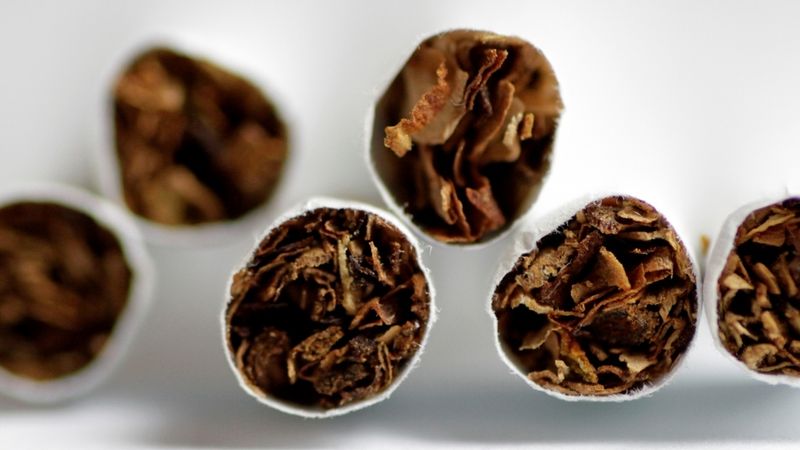 Klaipēdā aiztur pusotru miljonu cigarešu paciņu, kuras bija paredzēts vest uz Latviju