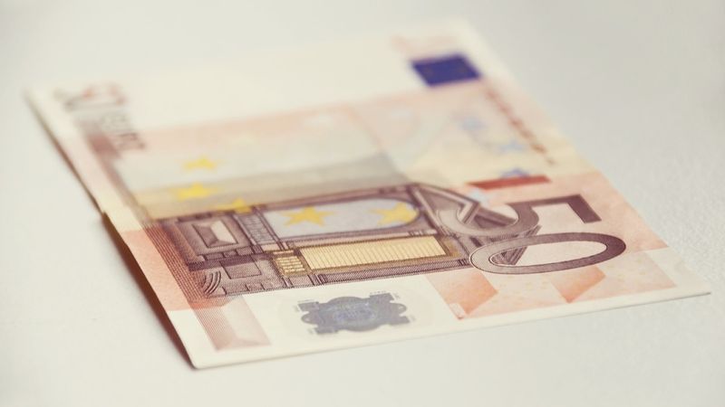 Nebanku kreditētāji izsnieguši par 9,5% vairāk jaunu kredītu