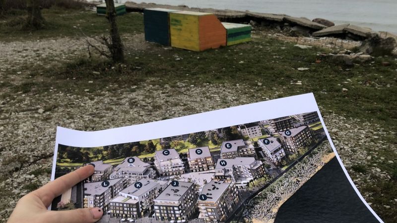 FOTO: Jūras krastā Tallinā plāno būvēt 12 daudzdzīvokļu mājas