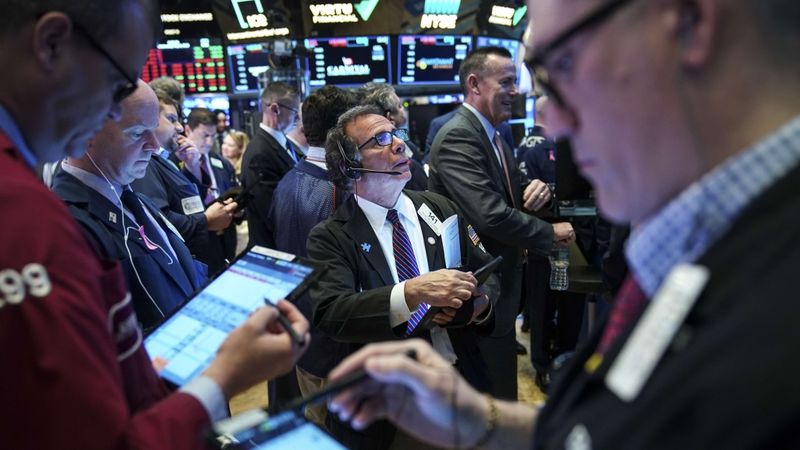Investors: Pirms izlīguma vēl pakaros