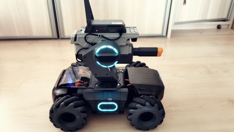 DJI RoboMaster S1: Programmēšanas nodarbība ar tanku