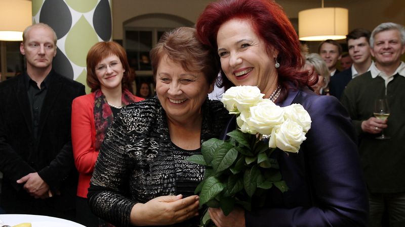 Zināms provizoriskais 12.Saeimas sastāvs; Āboltiņa jaunajā sasaukumā varētu neiekļūt