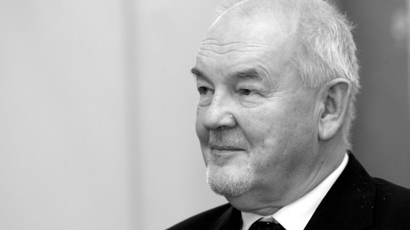 Miris bijušais Grindeks vadītājs Valdis Jākobsons