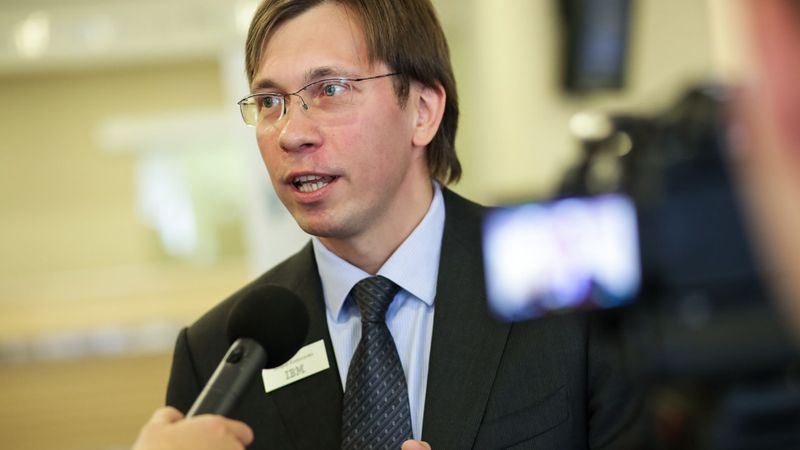 Piektdienas intervija ar IBM pārdošanas direktoru Baltijas valstīs Sergeju Kostjučenko