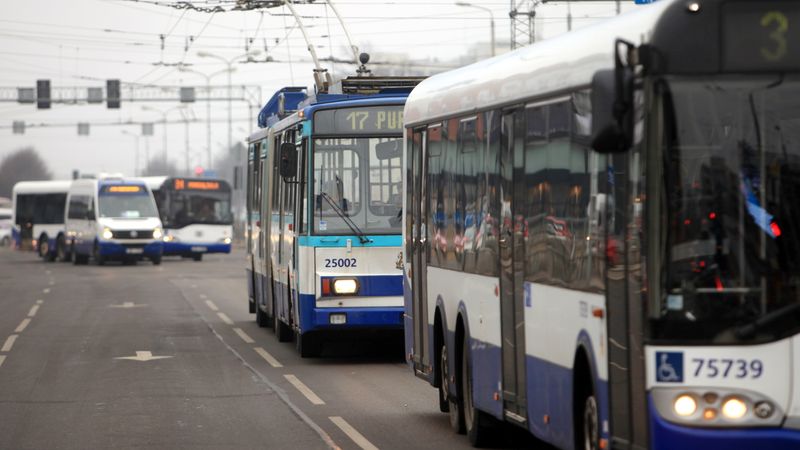 Prasīs skaidrojumu par braukšanas maksas veidošanu pilsētās