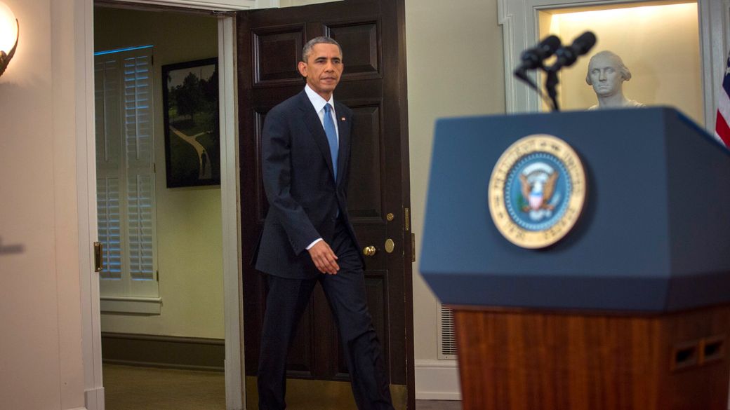 Obama paraksta likumu, kas dod tiesības ieviest jaunas sankcijas pret Krieviju