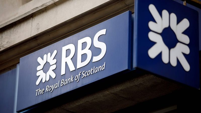Lielbritānija no Royal Bank of Scotland akciju pārdošanas iegūst 2,5 miljardus mārciņu