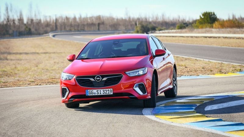 Auto apskats: Opel Insignia GSi
