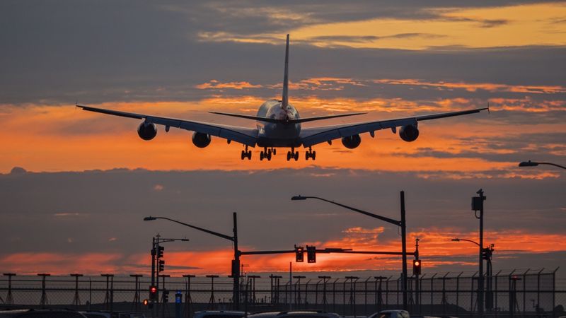 Pilotu streika dēļ British Airways atcēlusi gandrīz visus lidojumus no Lielbritānijas
