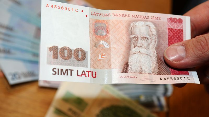 Uzņēmēji: nodokļu parādnieku dati jāaktualizē reizi dienā