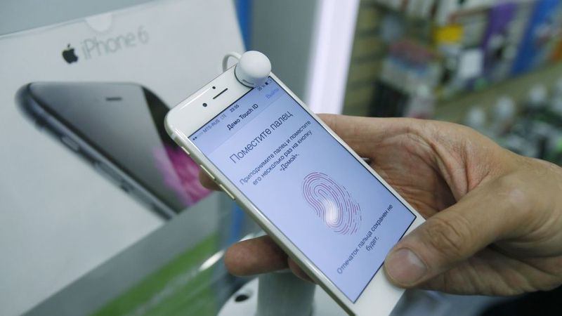 Krievija no 1.janvāra valstī varētu pārtraukt iPhone un iPad darbību