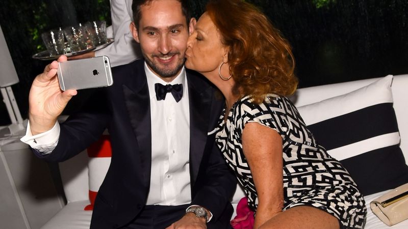 Instagram līdzdibinātāji pamet uzņēmumu