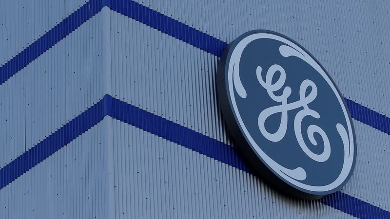 General Electric paziņo par tūlītēju vadītāja nomaiņu