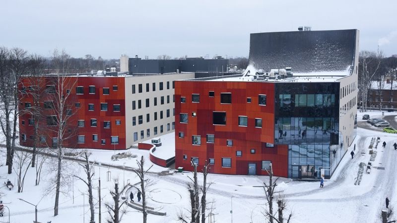 Stradiņus paplašinās ar modulārajām būvēm