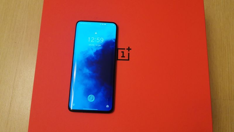 Viens no dīvainākajiem viedtelefonu modeļu atjauninājumiem, kāds jebkad redzēts