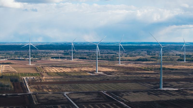 Laflora sāk kūdras ieguves sezonu un vēja parka Laflora Energy testēšanu