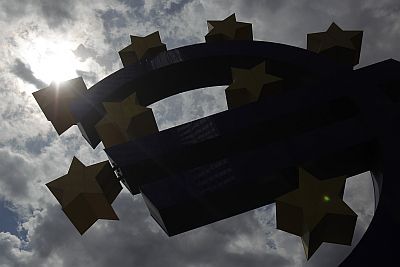 Bankas prezidents: eirozona atrodas visai bīstamā situācijā