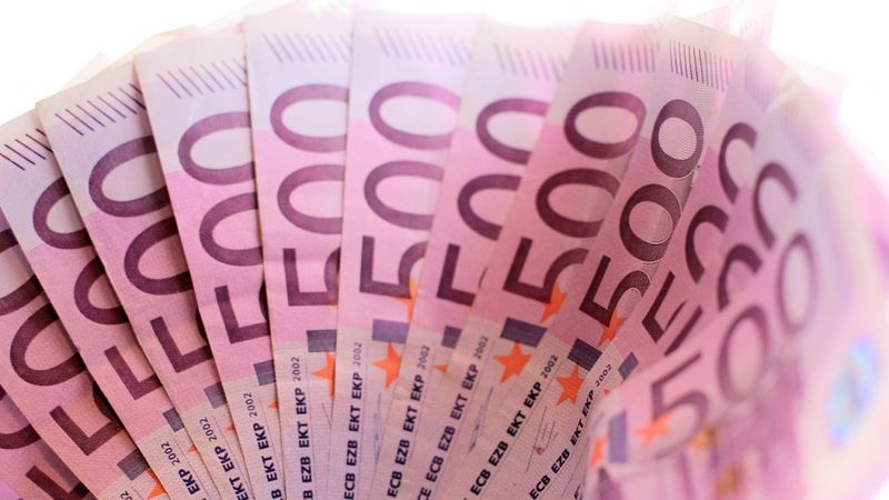 Vācijas regulators ASV bankai nosaka rekordlielu naudassodu