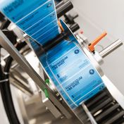 Rīgas Farmaceitiskā fabrika trīskāršo šotu ražošanas jaudu eksportam