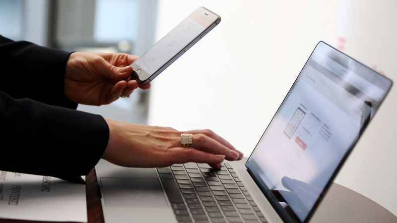 Pieaug interneta lietotāju skaits