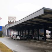 KP vērtēs ieceri atvērt top! veikalu bijušajās Sky telpās Ulmaņa gatvē
