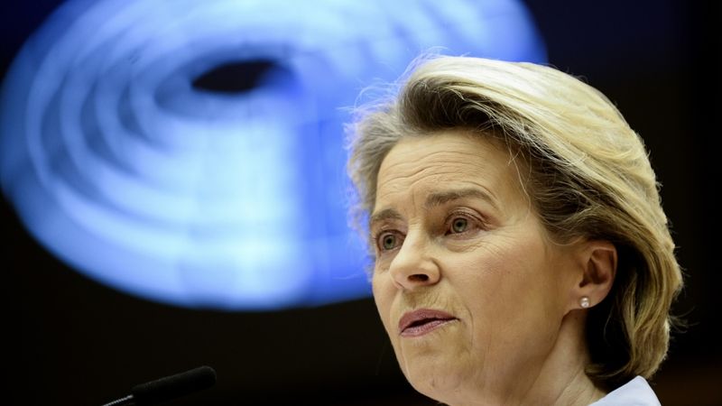 Leiena atzīst kļūdas ES vakcinācijas stratēģijā