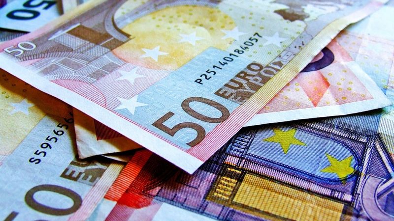 Nerezidentu noguldījumu apjoms kopš 2015.gada sarucis par 9 miljardiem eiro