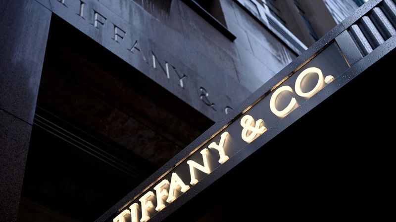 LVMH par 16,2 miljardiem dolāru iegādāsies Tiffany