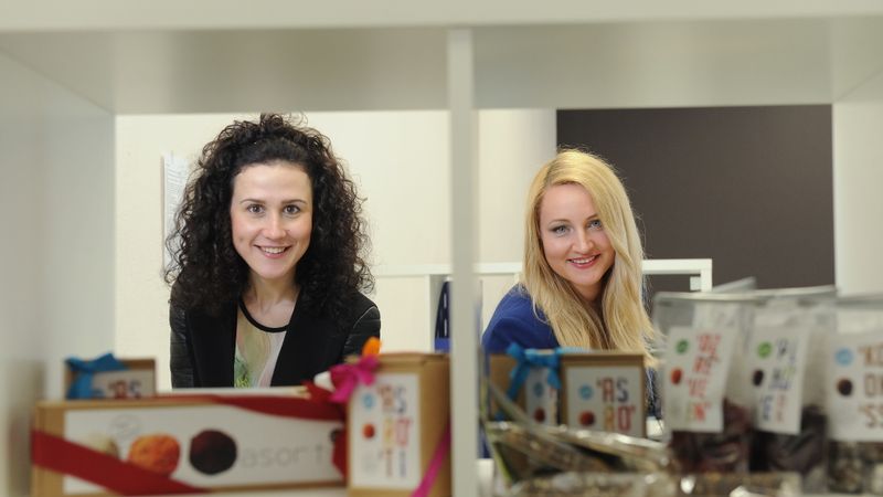 Sākam biznesu: Kā konfektes, tikai no augļiem un sēklām