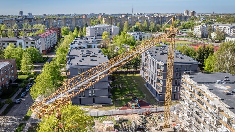Uzsākta noslēdzošā būvniecības kārta projektā Raunas Rezidences