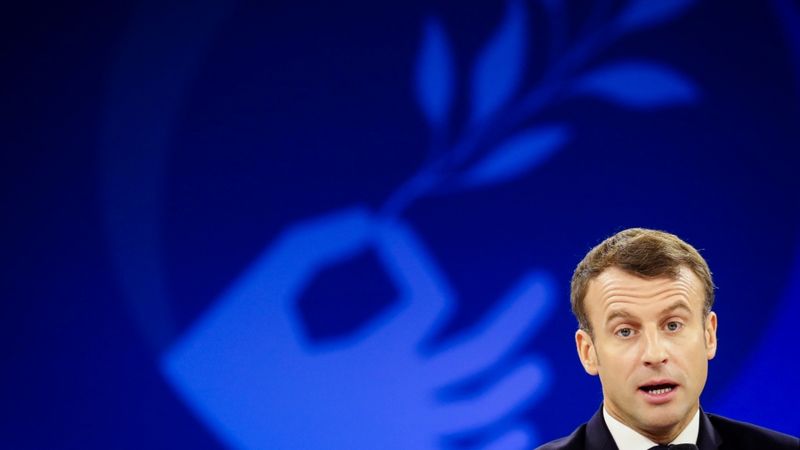 Makrons: Pasaules politiskā sistēma nonākusi «līdz šim nepieredzētā krīzē»