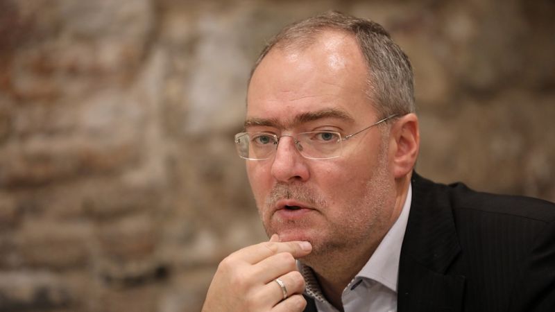 Kas notiek veselības apdrošināšanā?