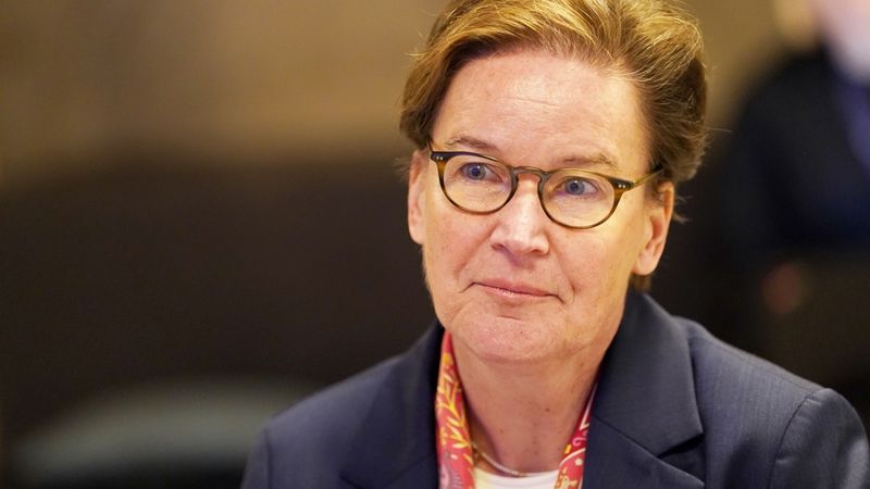 Riski kapitāla tirgos saglabājas augsti