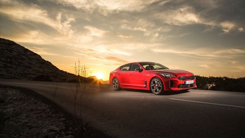 KIA Stinger cenas Latvijā no Vācijas atšķirsies par 6 līdz 8 tūkstošiem eiro