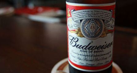 ASV alu Budweiser dos bez maksas