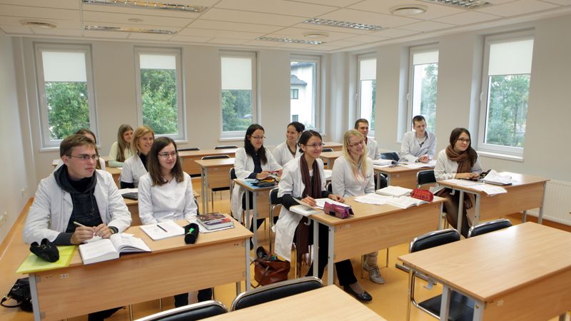Studenti neatbalsta finansējuma palielināšanu eksaktajām zinātnēm uz sociālo zinātņu rēķina