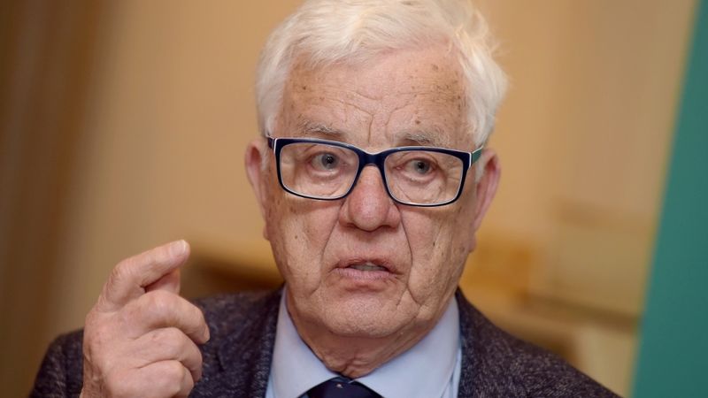 Papildināta - Paulam uzrēķināts nodokļu parāds 14 000 eiro apmērā
