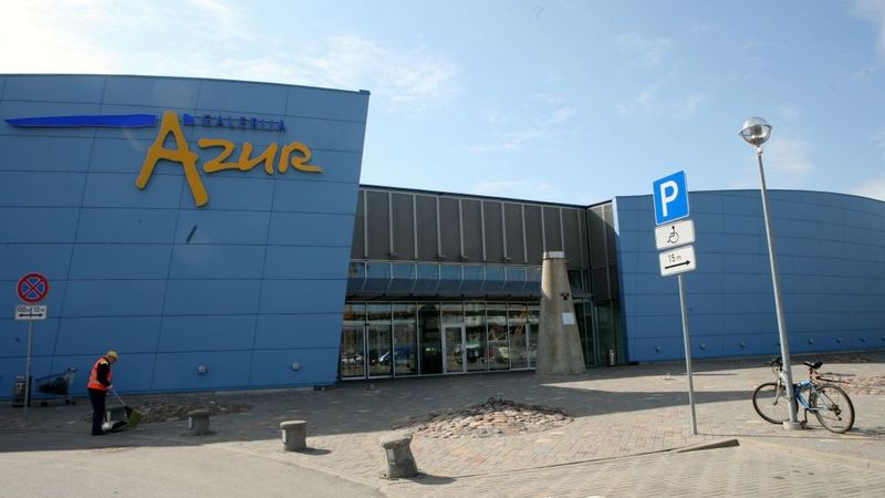 Tirdzniecības centrs Galerija Azur slēgts rekonstrukcijai