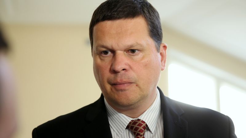 Gerhards: Latvija nezaudēs ES fondu finansējumu Inčukalna sērskābo gudrona dīķu sanācijai