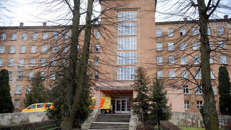 Administrācijas darbinieki Stradiņos pelnījuši teju 5000 eiro mēnesī