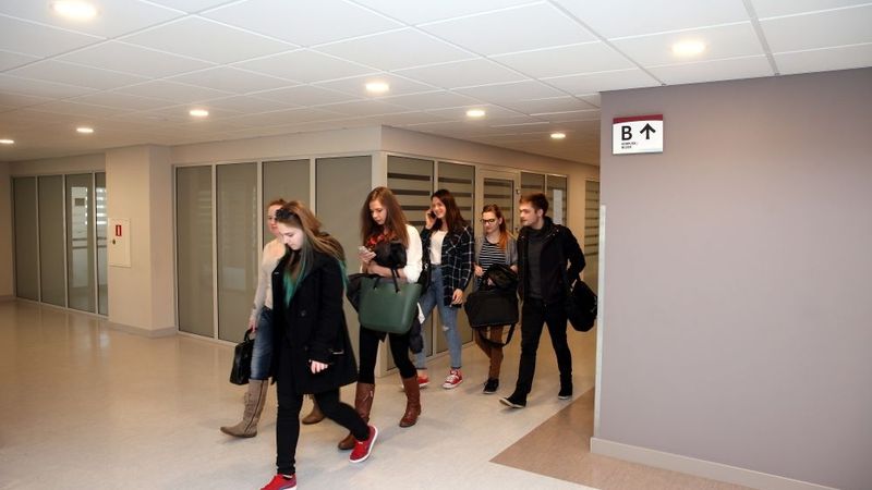 Vidējā studiju kredīta summa pērn sasniegusi 6000 eiro