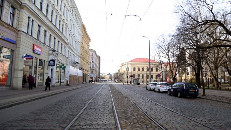 Izstrādāti trīs risinājumi velo infrastruktūras pārkārtošanai Krišjāņa Barona ielā