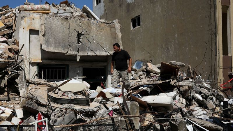 Upuru skaits Beirūtas sprādzienā pieaudzis līdz 165