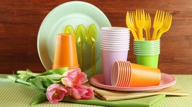 FOTO: Kuras plastmasas preces pēc EP lēmuma varētu pazust no mūsu ikdienas?