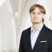 Kreditēšanas izaugsme turpinās par spīti finanšu tirgus procentu likmju kāpumam