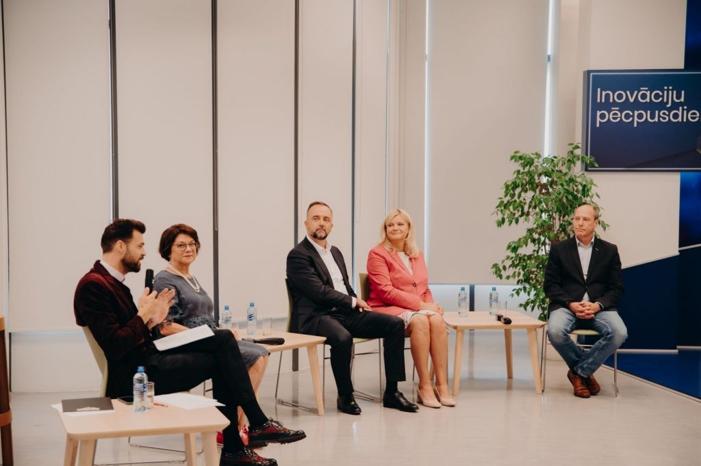 Publicitātes foto