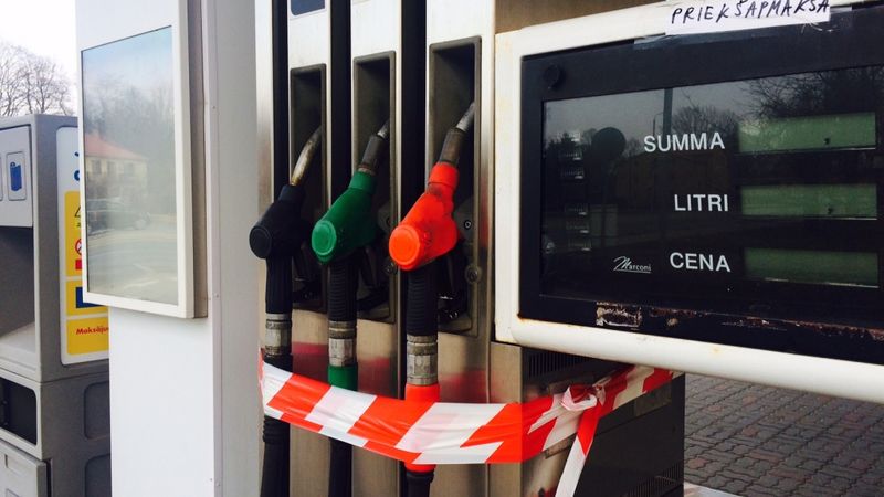 Shell jau otrreiz pārtrauc darbu Latvijā