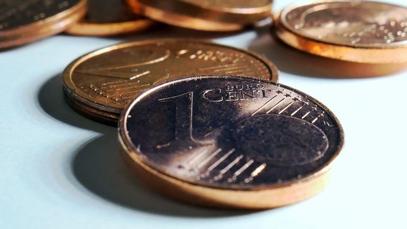 Apdrošinātāji audzē prēmijas un pāriet uz digitālajiem risinājumiem